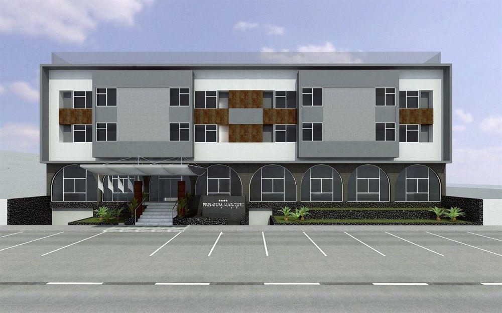 Hotel El Gran Marques Trujillo Bagian luar foto